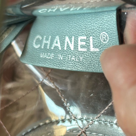 Chanel timeless clear crossbody handbag Euc - Picture 5 of 7